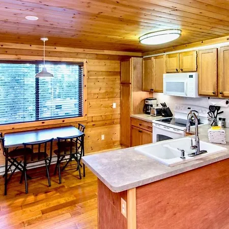 Lovely Log Cabin With Fire Pit! Duck Creek Village Exterior photo